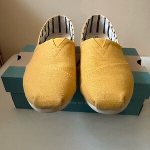 Toms Yellow Canvas Sneakers